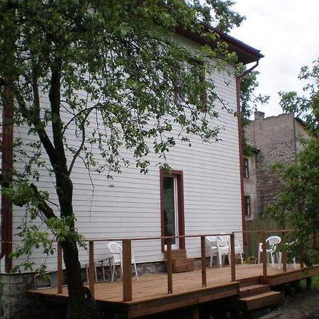 Vabriku Guesthouse ทาลลินน์ ภายนอก รูปภาพ